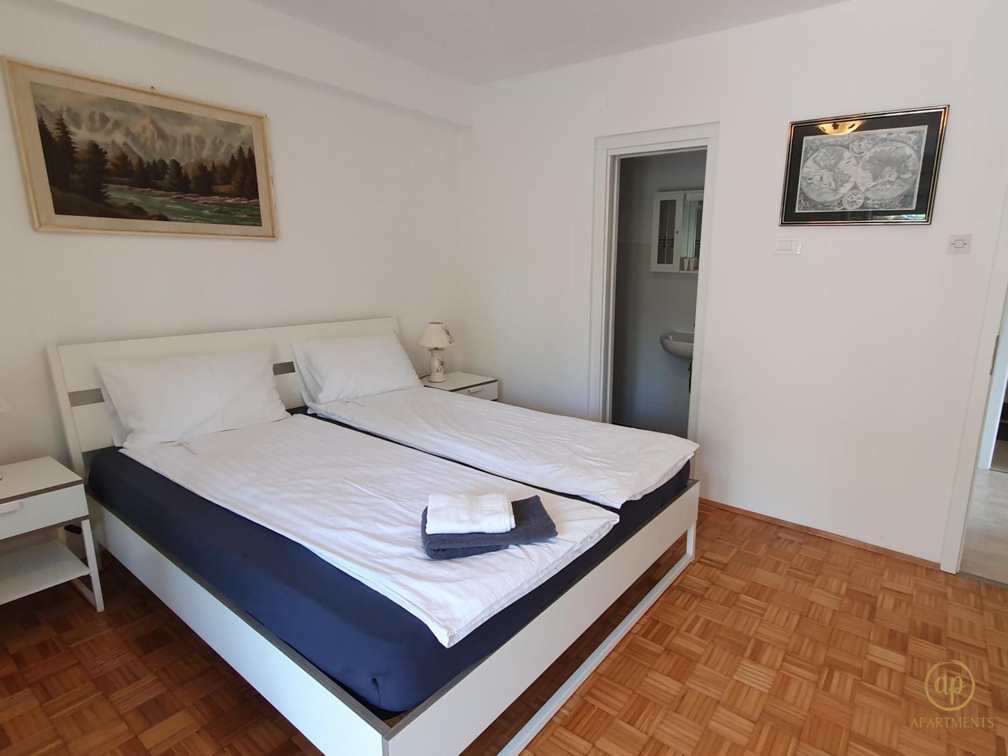 Apartment With Seaview And Garden For 6 Порторож Экстерьер фото
